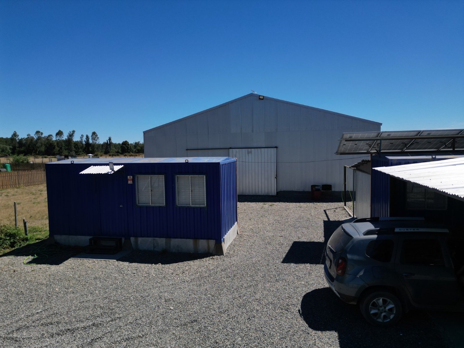 Depósito y planta de Grupo CASB con energía solar